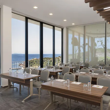 منتجع Le Meridien Bodrum 5*
